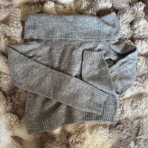 H&M Off-the-Shoulder Gray Sweater